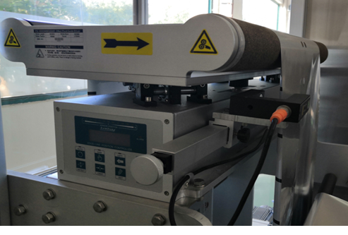 필름 보정 시스템-백 성형기용膜纠偏系统 -사용于袋成型机